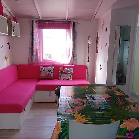Alpehytte Mobil Coquet Dans Familial